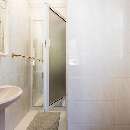 Sunset Two Bedroom Appartement *