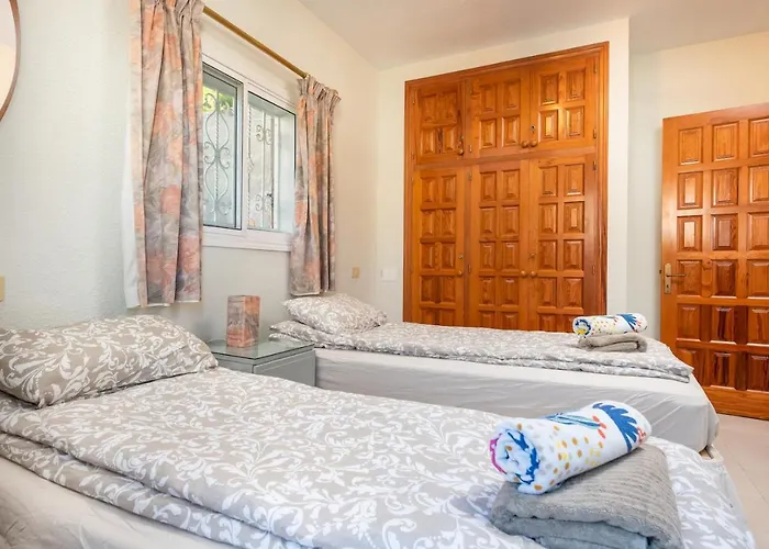 Sunset Two Bedroom Apartment Puerto de Santiago (Tenerife)